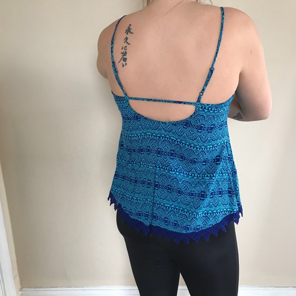 Mossimo blue patterned tank with back cut out - M - Picture 2 of 7